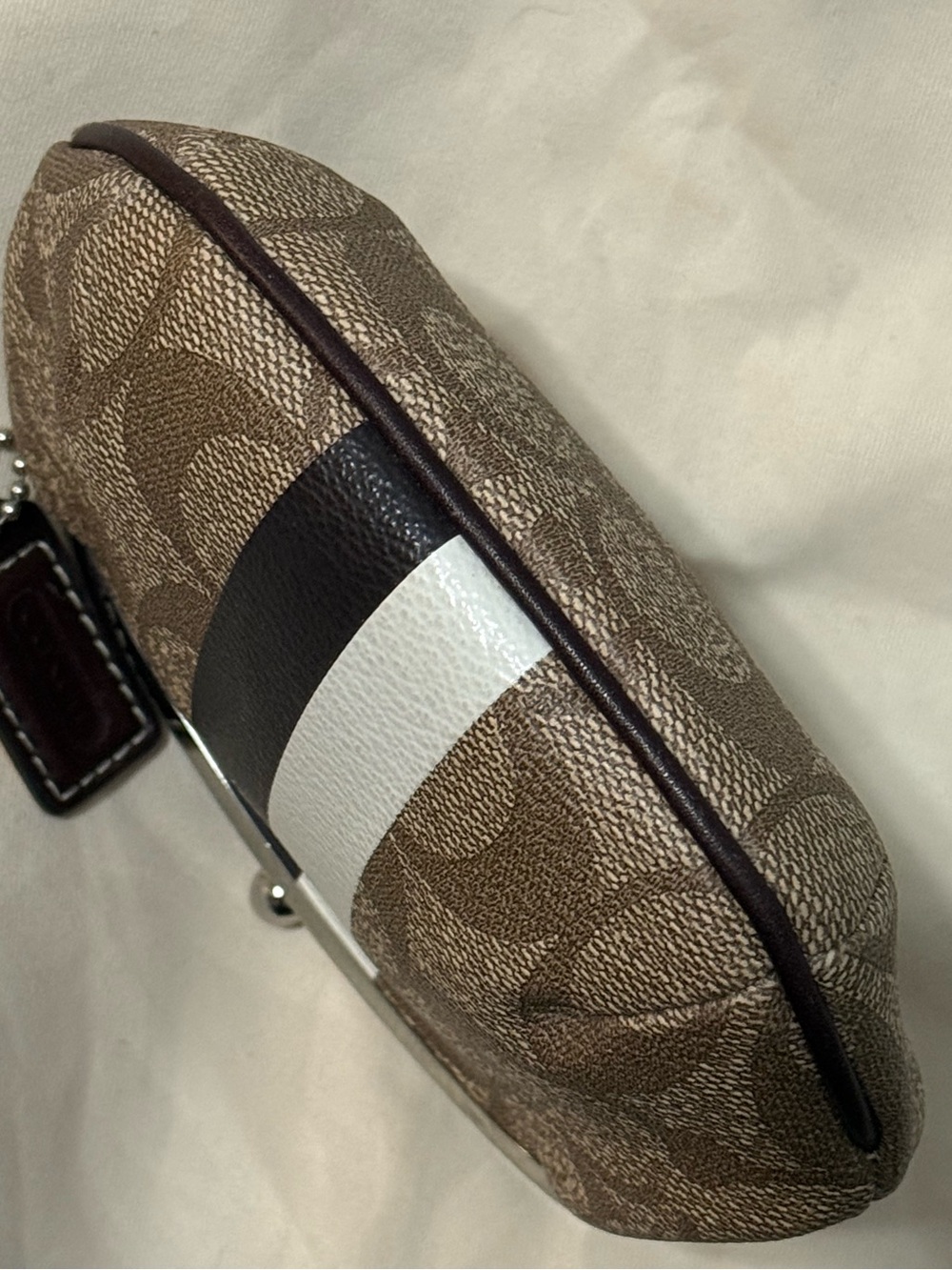Coach Signature Kisslock Coin Purse - Picture 7 of 12